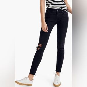 Madewell Women’s 9” High-Rise Skinny Jeans in Black Raw Hem Distressed 28